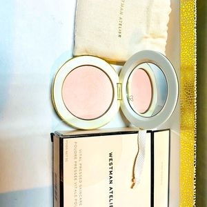 Westman Atelier pink Bubble powder